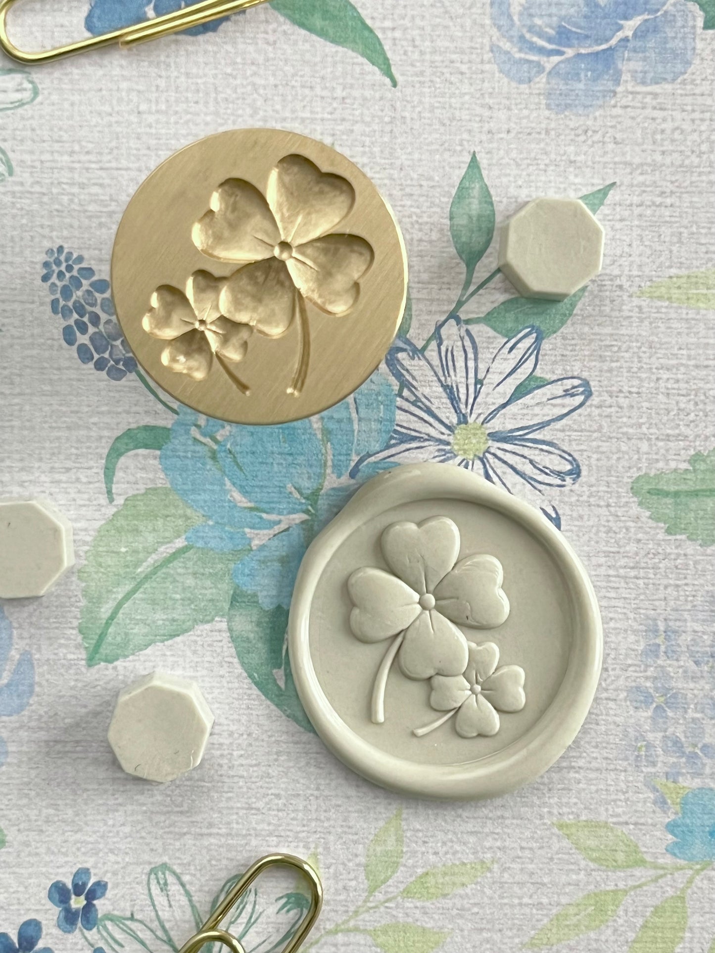 4 Leaf Clovers