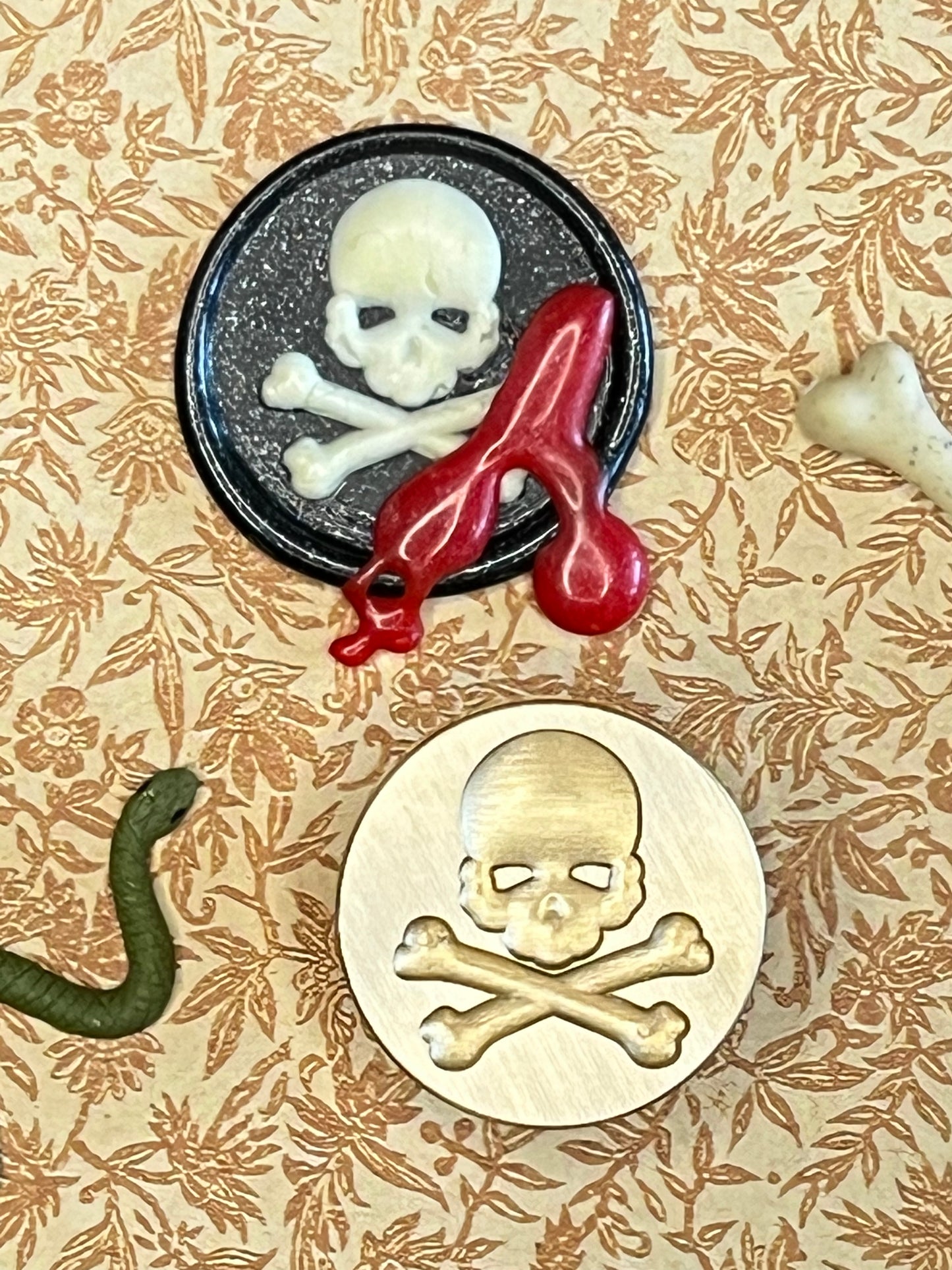 Skull & Crossbones
