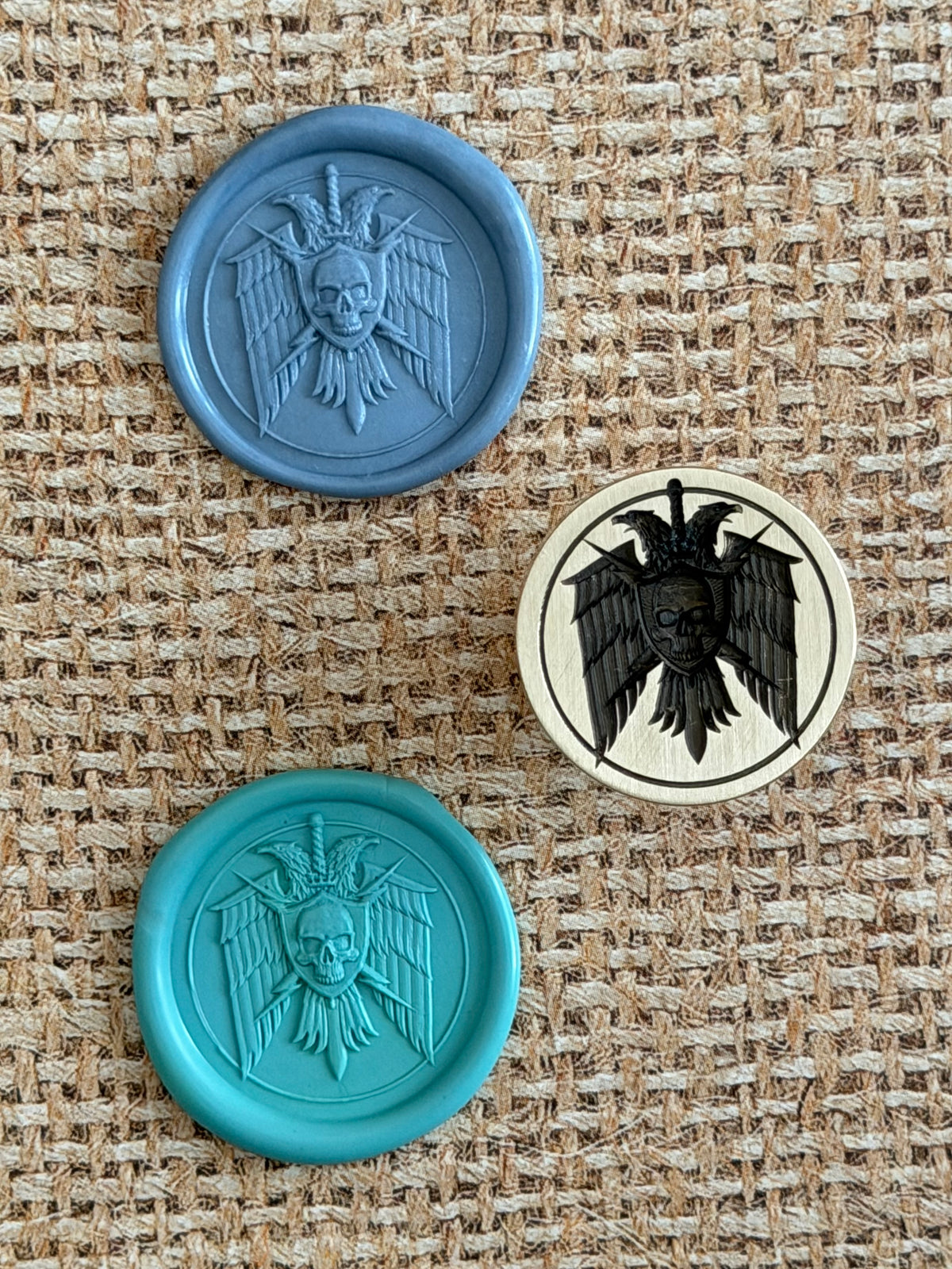 Gothic Crest