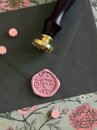 Elegant Acanthus