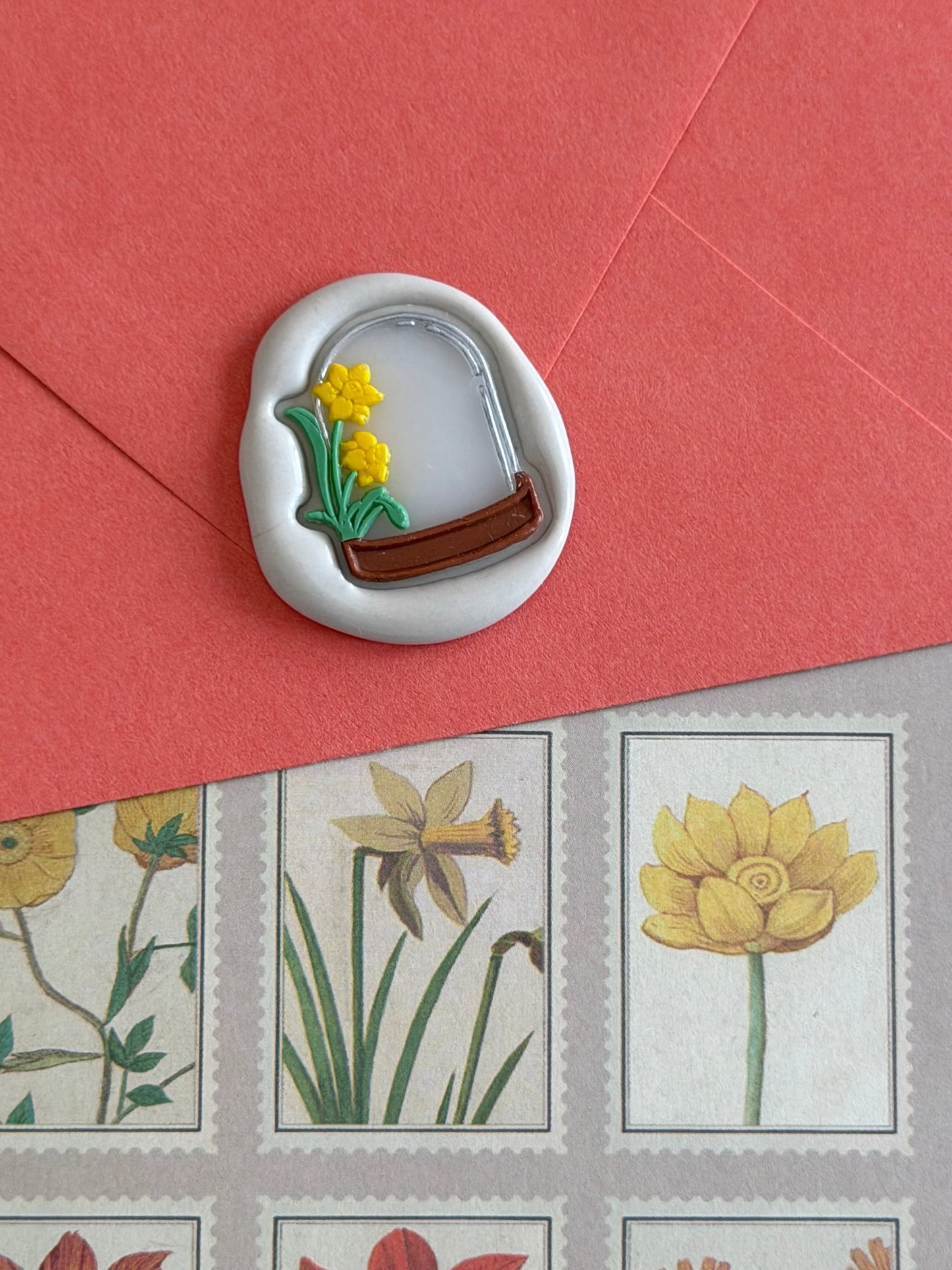 Daffodil Cloche