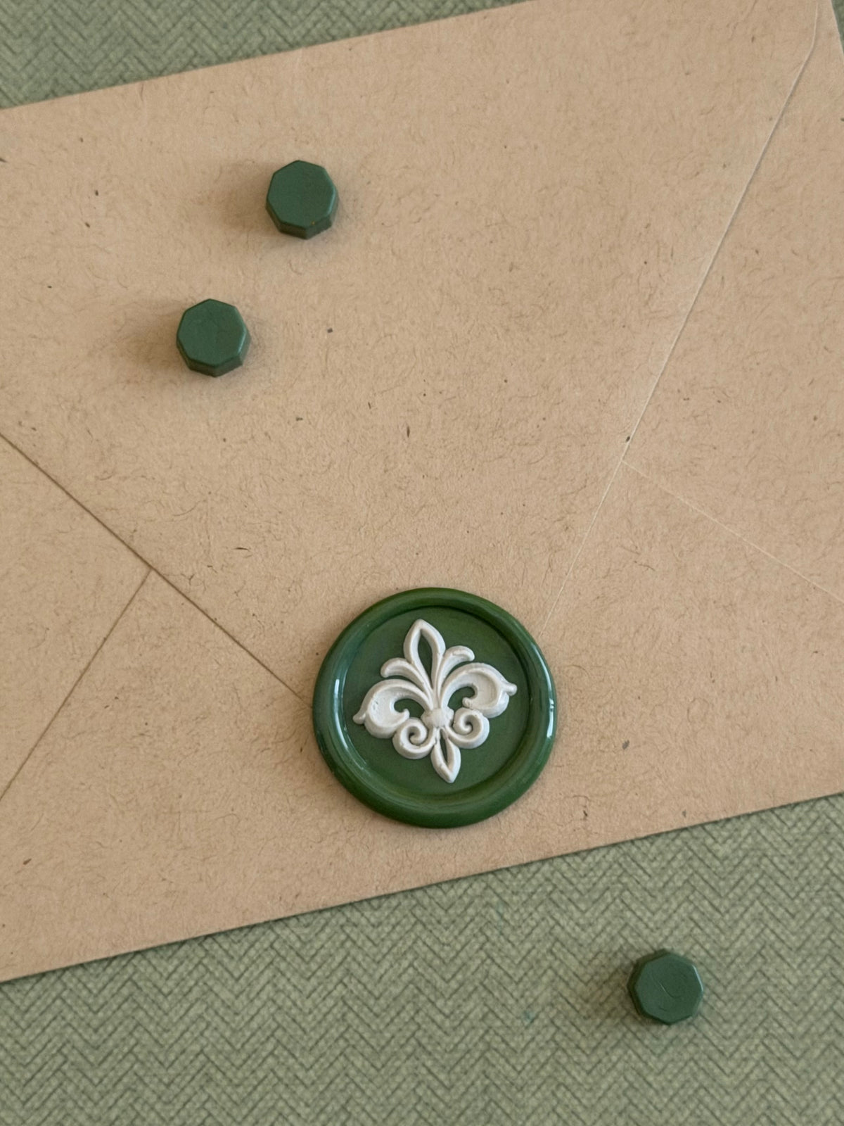 Fleur-de-lis