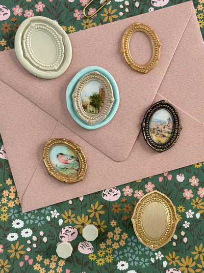 Oval Elegance